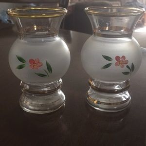 2 Vintage small vases
